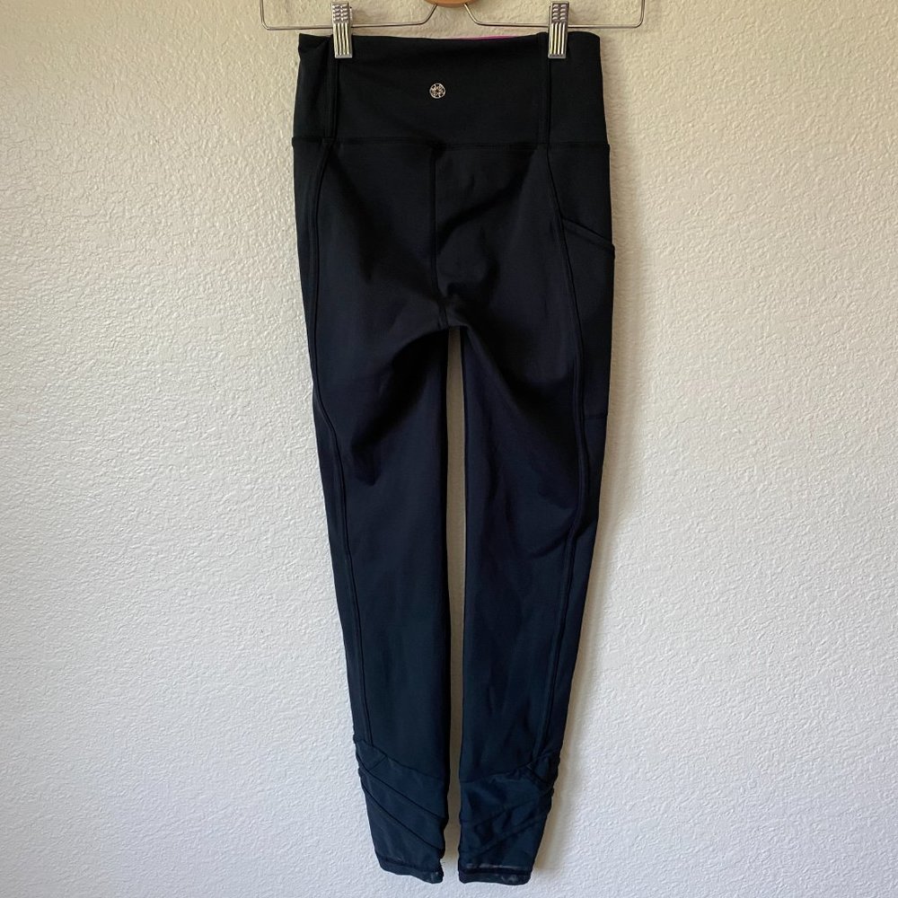 Lily Pulitzer Weekender Active Leggings Black Size XS - Picture 2 of 13